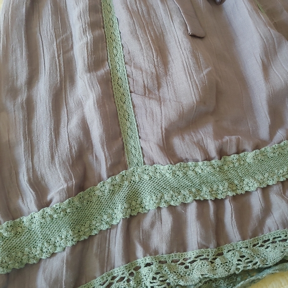 Lace Detail Dress - Picture 2 of 6